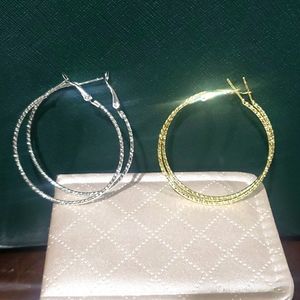 2 Pair Earings